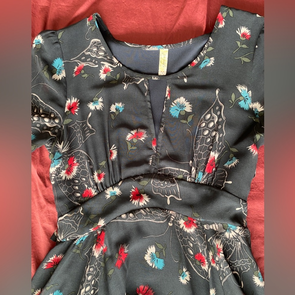 Free people navy blue butterfly floral dress - Picture 6 of 13